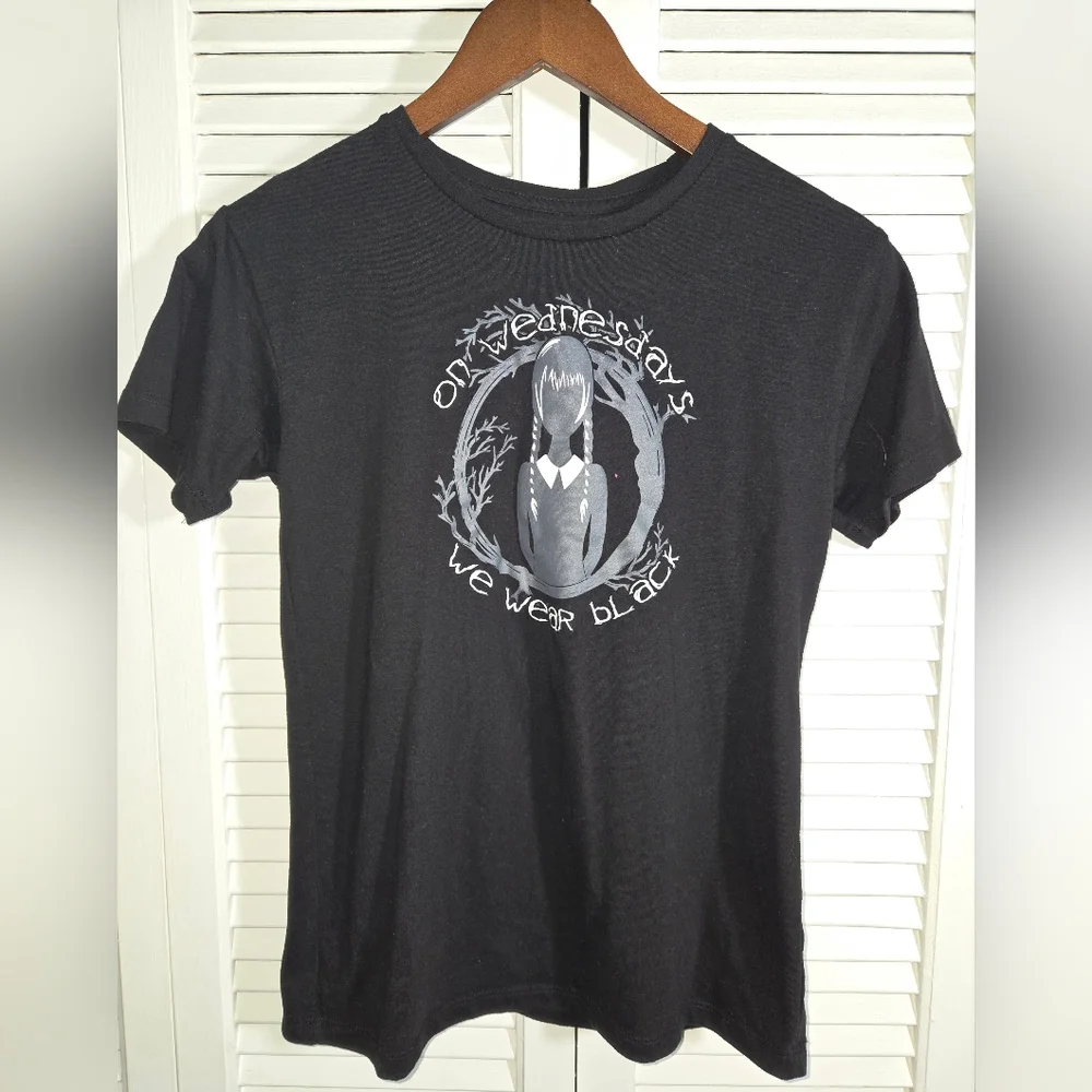 Wednesday Short Sleeve Crewneck Black Adams Family Shirt Sz 10/12